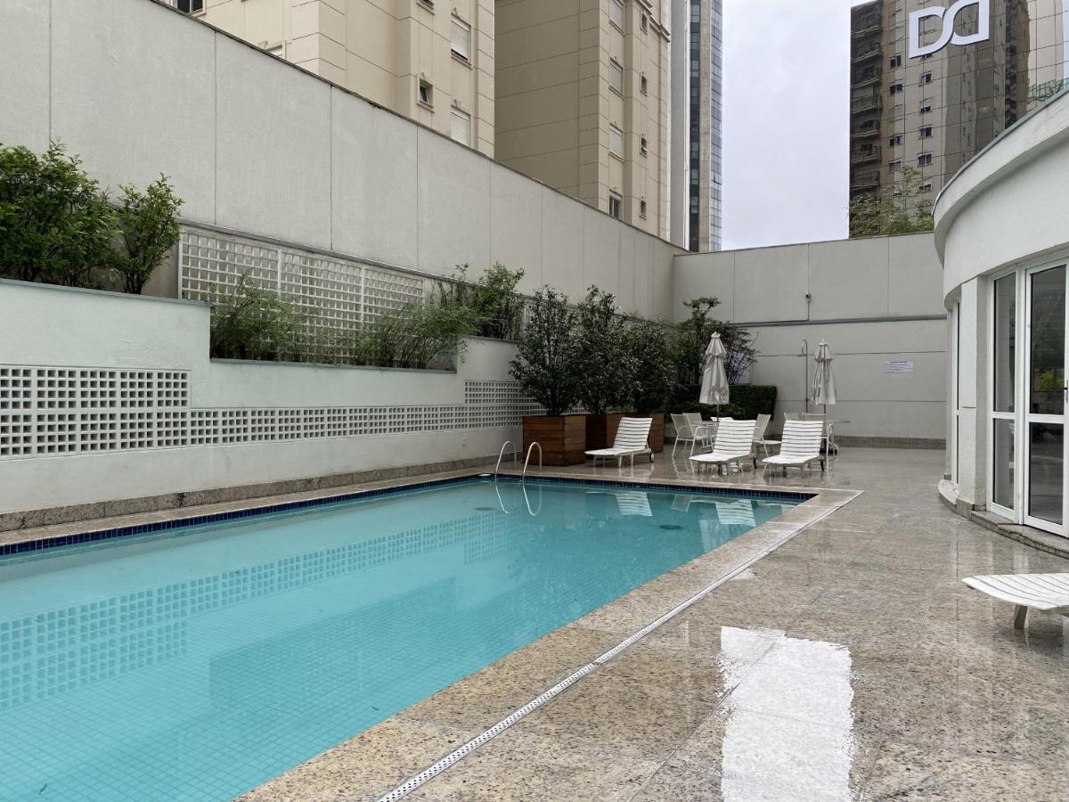 Akile Peixoto Gomide Apartamento