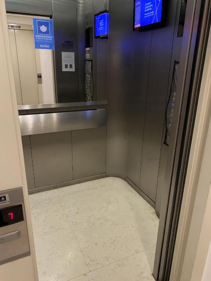 Akile Peixoto Gomide Apartamento