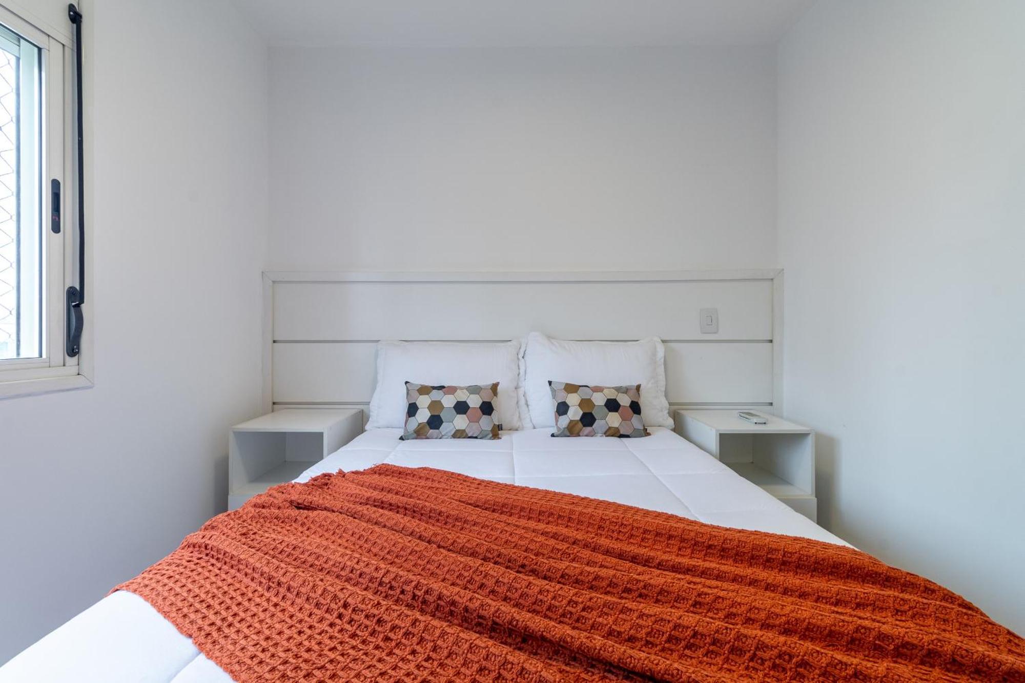 Akile Peixoto Gomide Apartamento